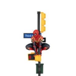 Figurine Spider-Man - New-york Lampadaire - 16Cm